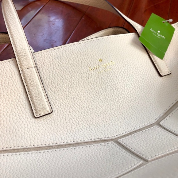 NWT Kate Spade large tote - Picture 3 of 6